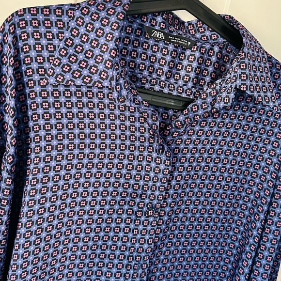 NEW Zara Purple Geometric Print Long Sleeve Shirt Satin Button Down Patterned - Picture 4 of 5